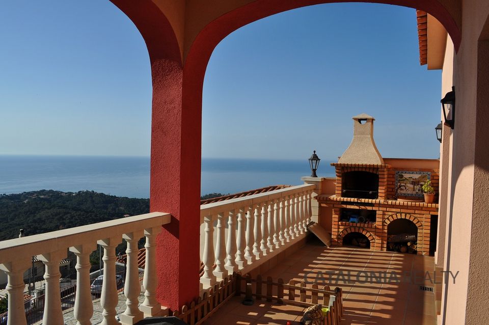 HOUSE for sale in urb. Lloret de Mar (La Costa Brava). Panoramic views