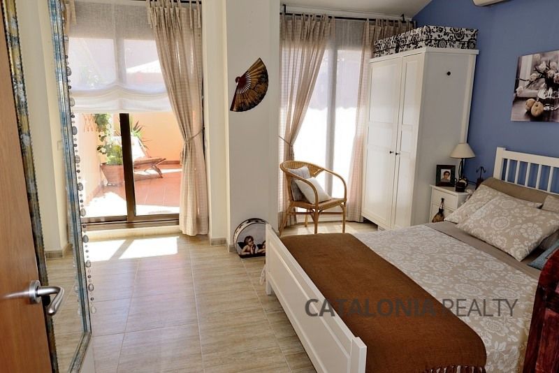 Duplex confortable à vendre à Lloret de Mar, dans un quartier calme de Fenals