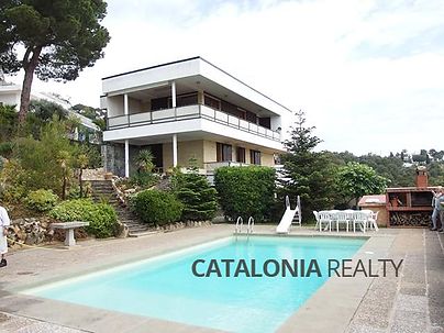 Wonderful house for sale in Urb.Santa Cristina de Lloret de Mar