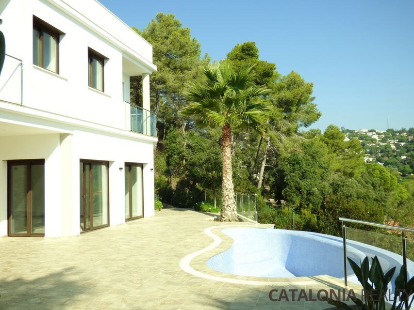 House for sale of new construction in Tossa de Mar (Costa Brava). With sea views