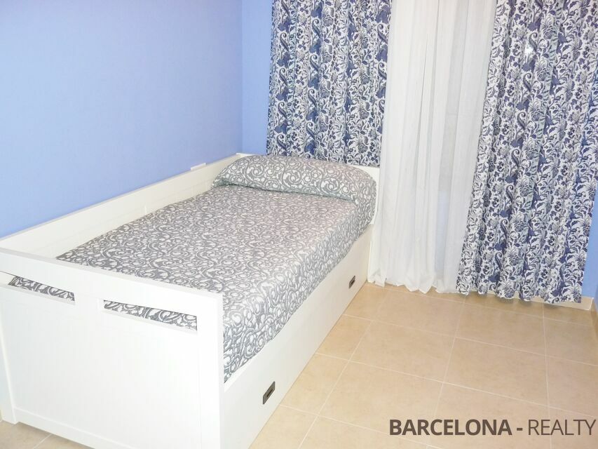 Piso de 3 dormitorios en venta en Fenals, Lloret de Mar (Girona)