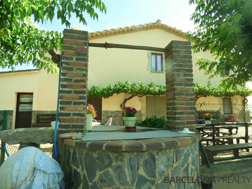 Country house for sale in Vilobí d'Onyar (Girona)
