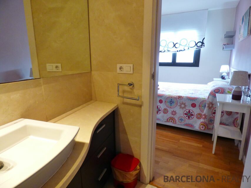 Apartamento de alquiler turístico con vistas panorámicas de Barcelona, 2 habitaciones